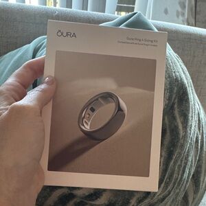 ŌURA Ring Sizing Kit - Blush Pink Box